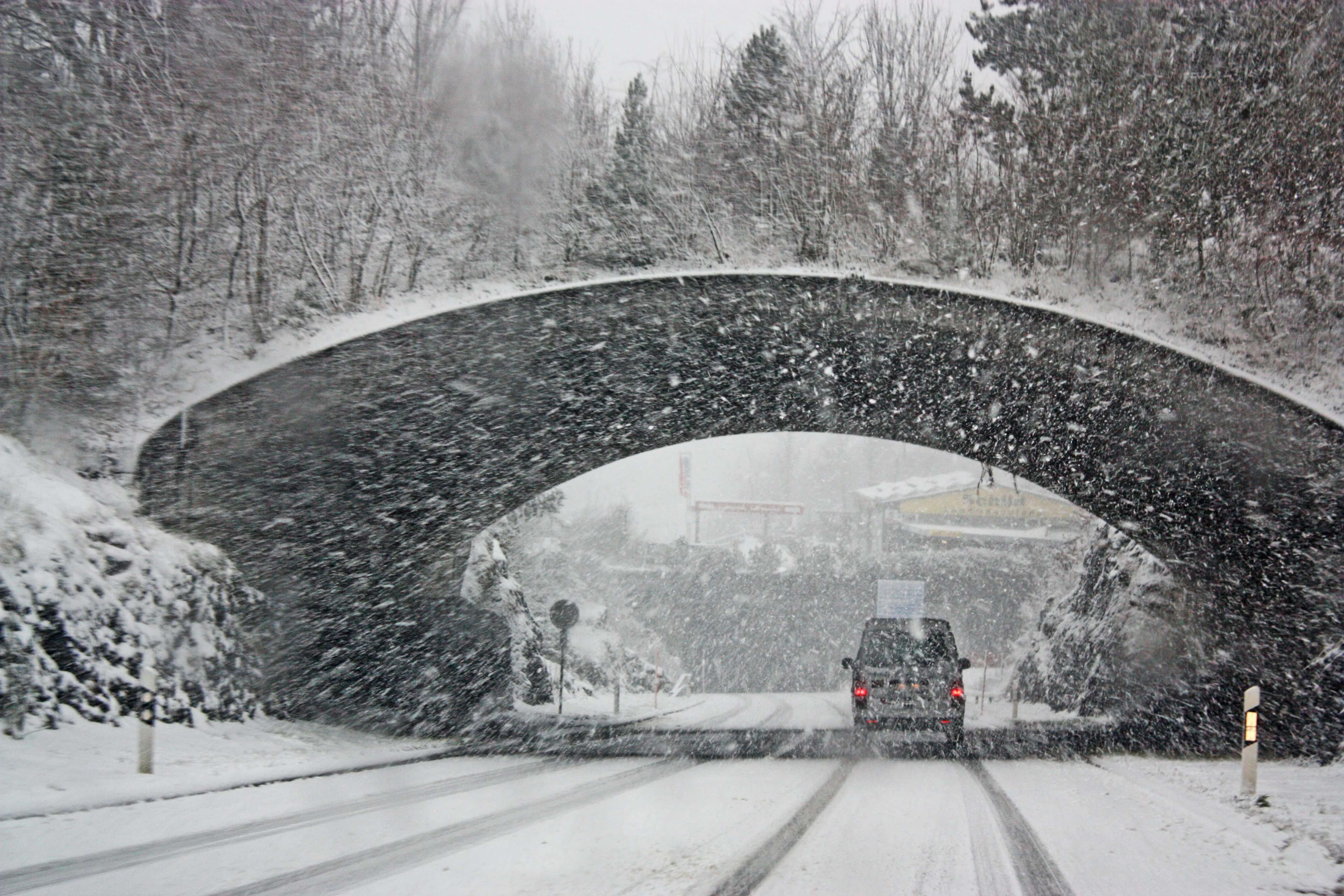 Safeguarding Cargo Against Winter Trucking Hazards